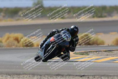 media/Oct-08-2022-SoCal Trackdays (Sat) [[1fc3beec89]]/Turn 14 (1050am)/